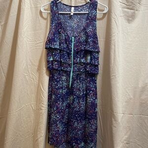 Women’s size Lg xhilaration front zip layered summer Dress